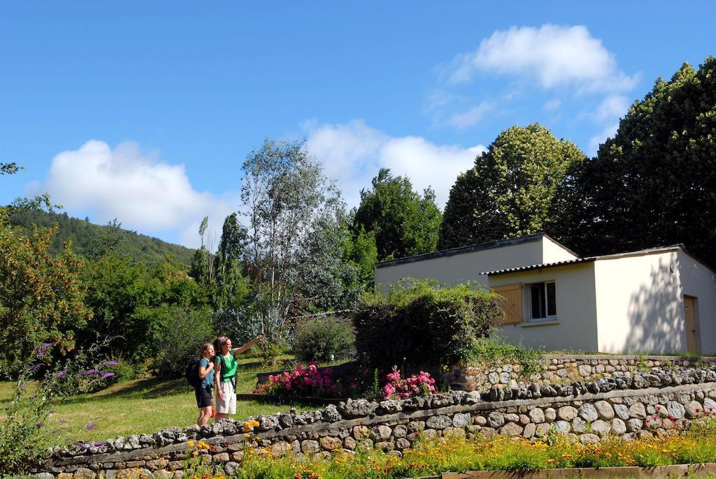 Отель Vvf Les Cevennes Bedoues Экстерьер фото