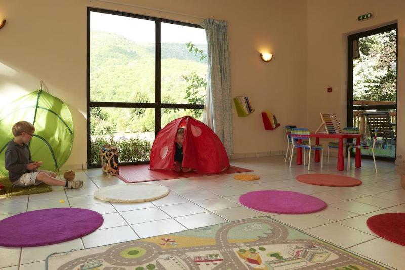 Отель Vvf Les Cevennes Bedoues Экстерьер фото